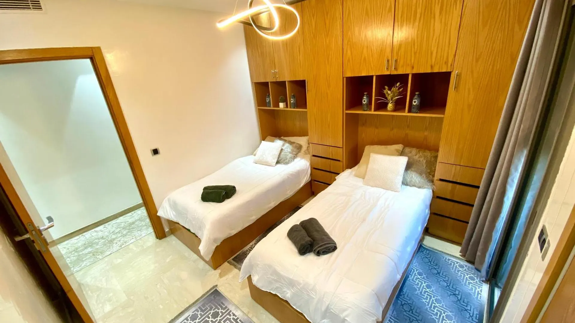 Apartament Stunning Views & Prime Location! Casablanca Maroko
