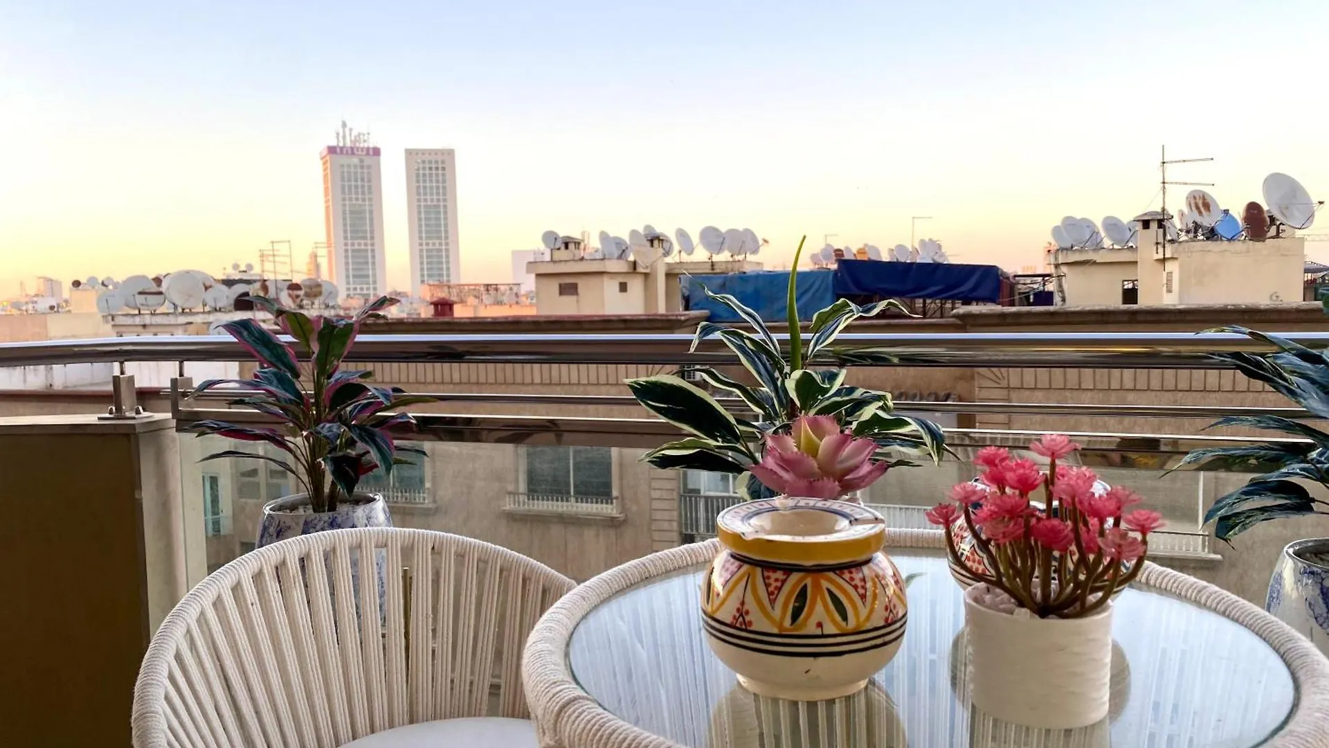 Apartament Stunning Views & Prime Location! Casablanca
